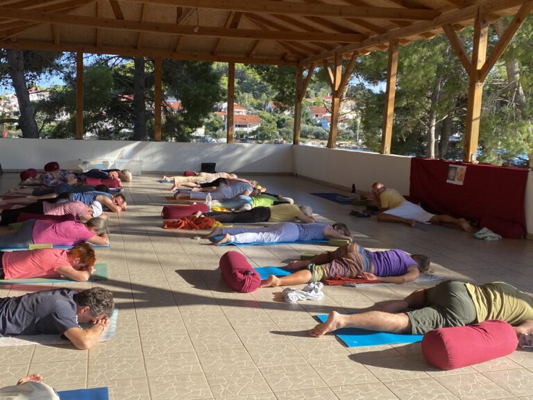 YinStunde_Iz_Yogaretreat