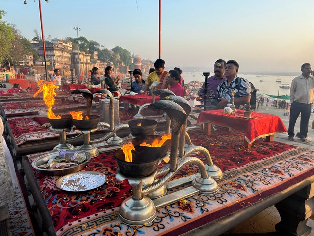 ee09c3bb-e1bc-42e1-ad65-fda47221488f